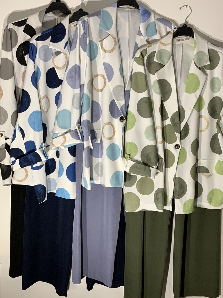 CR.03092+9182  2Teiler