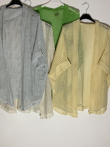 168F.6893 Strickjacke kurz Arm